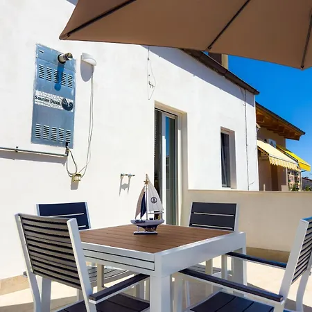 Domos Adria Within Walking Distance Of The Sea Apartment Pescara