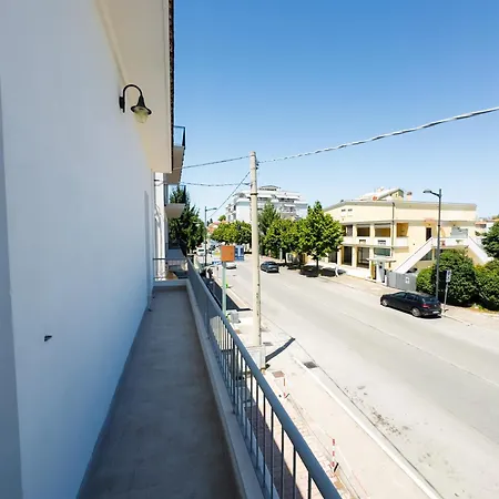 Domos Adria Within Walking Distance Of The Sea Apartment Pescara